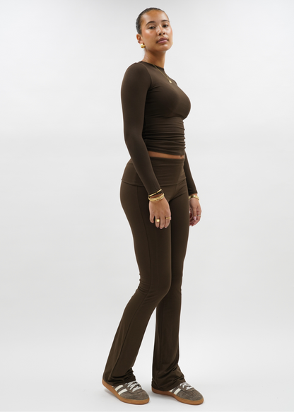 Fold-over flared pants chocolate brown (tall)
