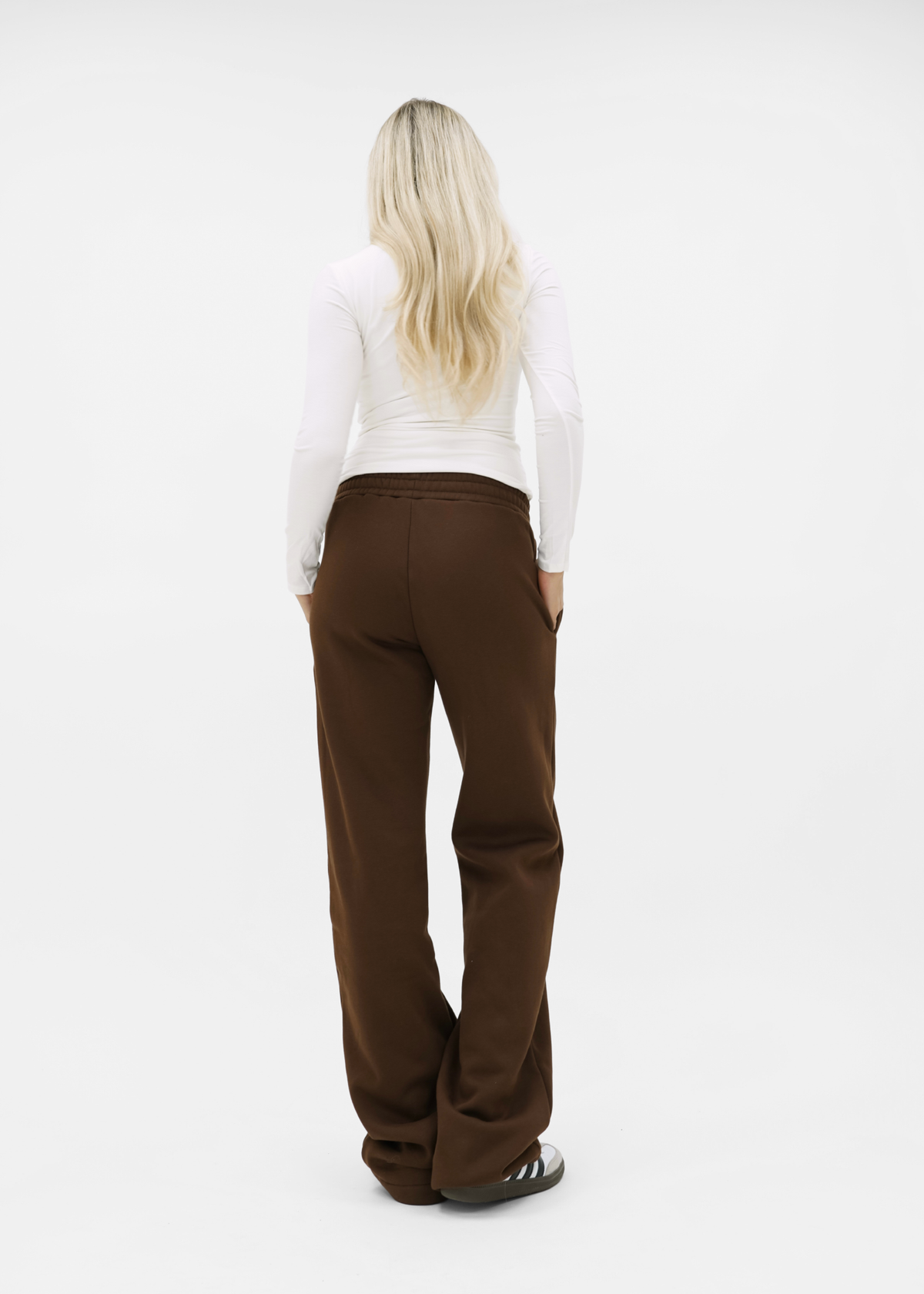 Low/mid waist jogger pants chocolate brown (tall)