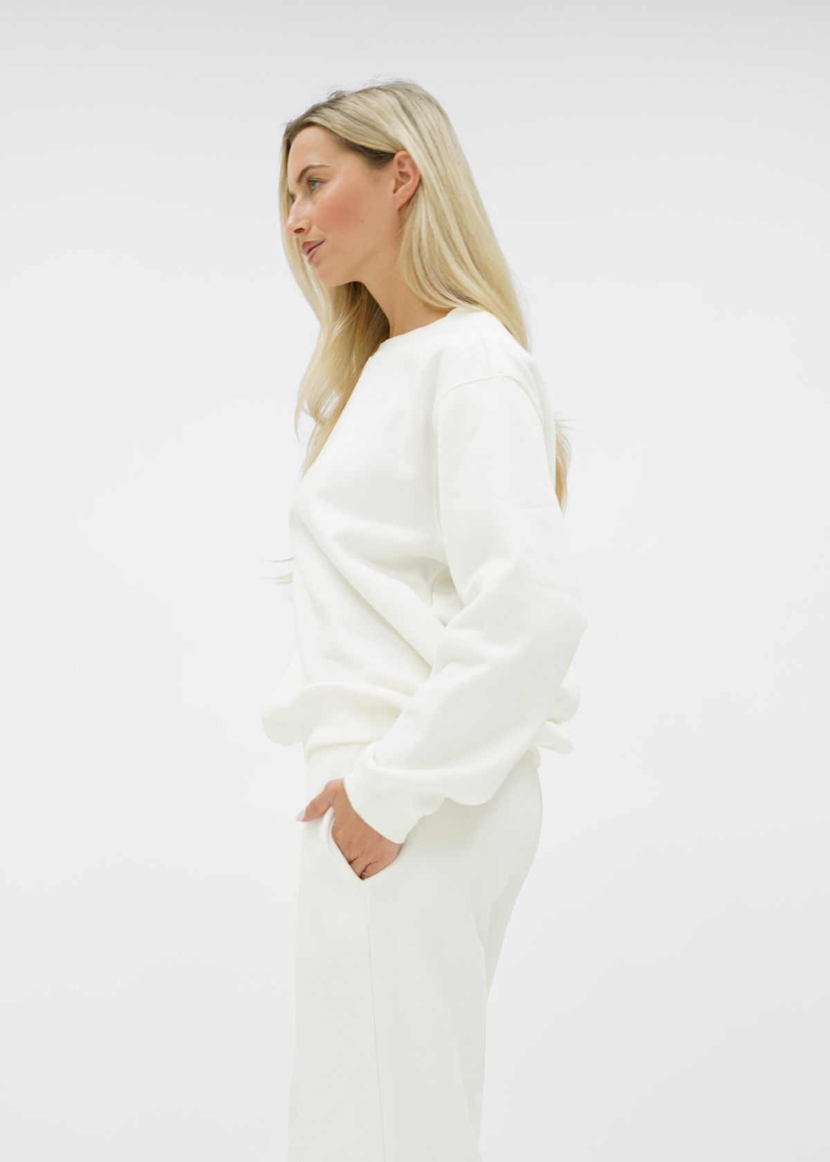 Basic sweater white (tall)