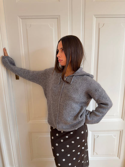 Gregina knitted hoodie with zip - Grey