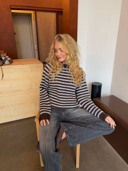 Cornelie knit sweater – Brown/blue
